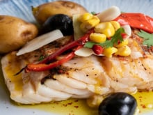 Nada de bacalhau ressecado na Páscoa: aqui estão as 4 melhores dicas do TudoGostoso para garantir que ele fique macio e suculento