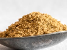 Uma colher desse tempero por dia pode ajudar a controlar o açúcar no sangue e a gordura abdominal, apontam estudos