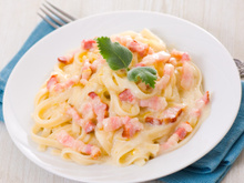 Talharim à carbonara