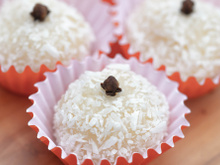 Beijinho de leite de coco