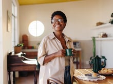 10 coisas (boas e ruins) que podem acontecer com seu corpo se você tomar café diariamente, segundo um gastroenterologista