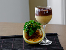 Mousse de maracujá com chocolate