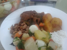 Bife ao molho com batatas