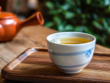 Nem chá verde, nem chá preto: essa é a melhor infusão para cuidar da saúde do seu coração