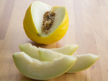 Melão: conheça os benefícios dessa fruta do verão em deliciosas receitas