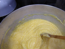 Bolo de milho de panela