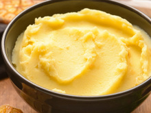 Nem batata, nem mandioca: essa fruta faz um purê maravilhoso que é perfeito para servir com peixes e frutos do mar