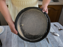 Além da farinha: como untar forma de bolo de maneiras diferentes