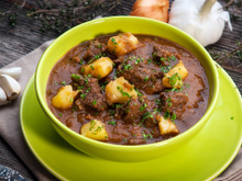 Um chef renomado: “O melhor ensopado é feito com 1,3 kg de bochechas de boi e 15 g de chocolate”