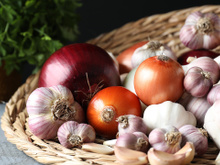 Sem murchar e sem mofo: cebola e alho frescos por 3 meses se armazenados corretamente