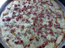 Massa de pizza com apenas dois ingredientes