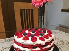 Red velvet cake sabor morango