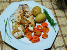 Filé de Peixe Saint Peter com Amendôas e Ervas Finas