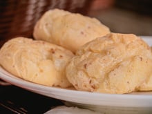 Pão de queijo de sanduicheira
