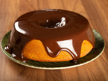 Bolo de cenoura SEM GLÚTEN e fácil de fazer: receita surpreendente dá certo