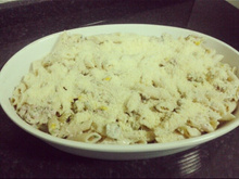 Macarrão com molho branco (rápido e fácil)