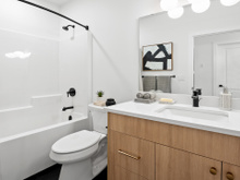 Aprendi um truque de hotel 5 estrelas para deixar o banheiro perfumado por muito mais tempo