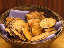 Berinjela à milanesa no forno