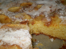 Bolo de maçã com laranja