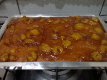 Bolo caramelizado de banana