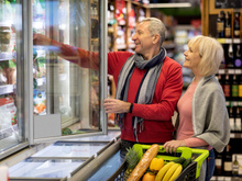 Se você está na terceira idade, abandone o consumo desses alimentos imediatamente!