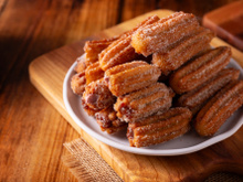Churros maravilhoso e rápido na airfryer: eu juro que é muito fácil de fazer!