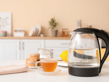 Qual chaleira elétrica comprar? Confira 3 opções que vão tornar sua rotina na cozinha mais prática!