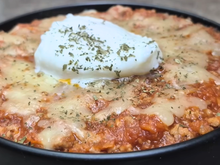 Gratinado japonês fácil e irresistível: o prato barato para o jantar de hoje