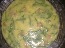 Caldo verde de mandioca com mandioquinha
