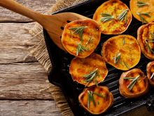 Batata doce ao forno com casca