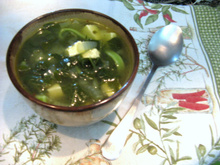 Sopa de espinafre e ricota