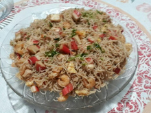 Salada de bifun com kani