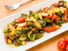 Salada de legumes salteados (Coreana)