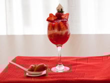 Gelatina ao creme com morangos - light