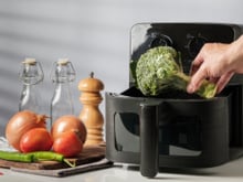 Esquenta Prime Day: air fryer de 6 litros e visor de vidro mais barata para assinantes Prime