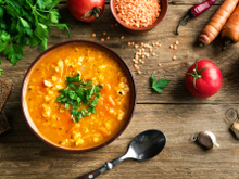 Sopa de lentilhas e legumes