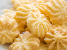 Biscoitinho amanteigado de leite em pó: receita fácil e deliciosa para servir com o café da tarde!