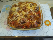 Macarrão com porpetas à moda Carine