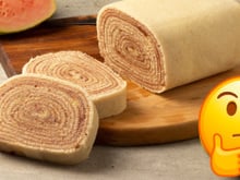 Bolo de rolo e rocambole é a mesma coisa? Aprenda a receita tradicional de Pernambuco de massa fininha e úmida que desmancha na boca