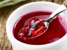 Gelatina não é vegana, mas existe uma versão com algas marinhas que é tão gostosa quanto e mais saudável