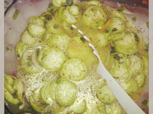 Salada de jiló saborosa
