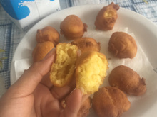 Bolinho de chuva com fubá