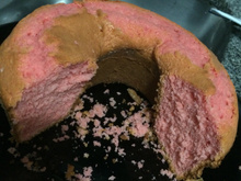 Bolo de morango cor de rosa
