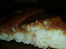 Bolo de banana e aveia caramelado