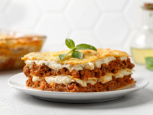 Lasanha à bolonhesa: o ingrediente secreto do chef para torná-la ainda mais deliciosa (receita serve 4 pessoas!)