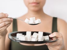 "Não coma açúcar em excesso": especialistas definem qual é a quantidade de açúcar que você pode consumir por dia