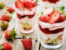 Utensílios para preparar deliciosas sobremesas no verão