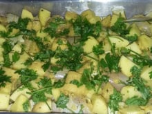 Frango assado com batatas