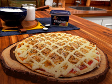 Pizza de frango com requeijão