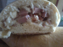 Pão de presunto com mussarela